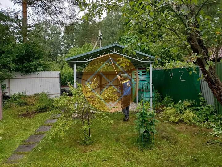 металлический навес из профлиста