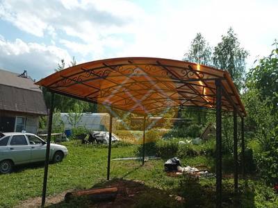 Стальной навес с поликарбонатом для дачи