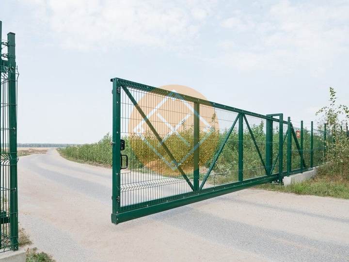 откатные ворота из 3D сетки для промышленной территории