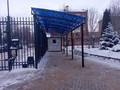 полуарочный навес из поликарбоната